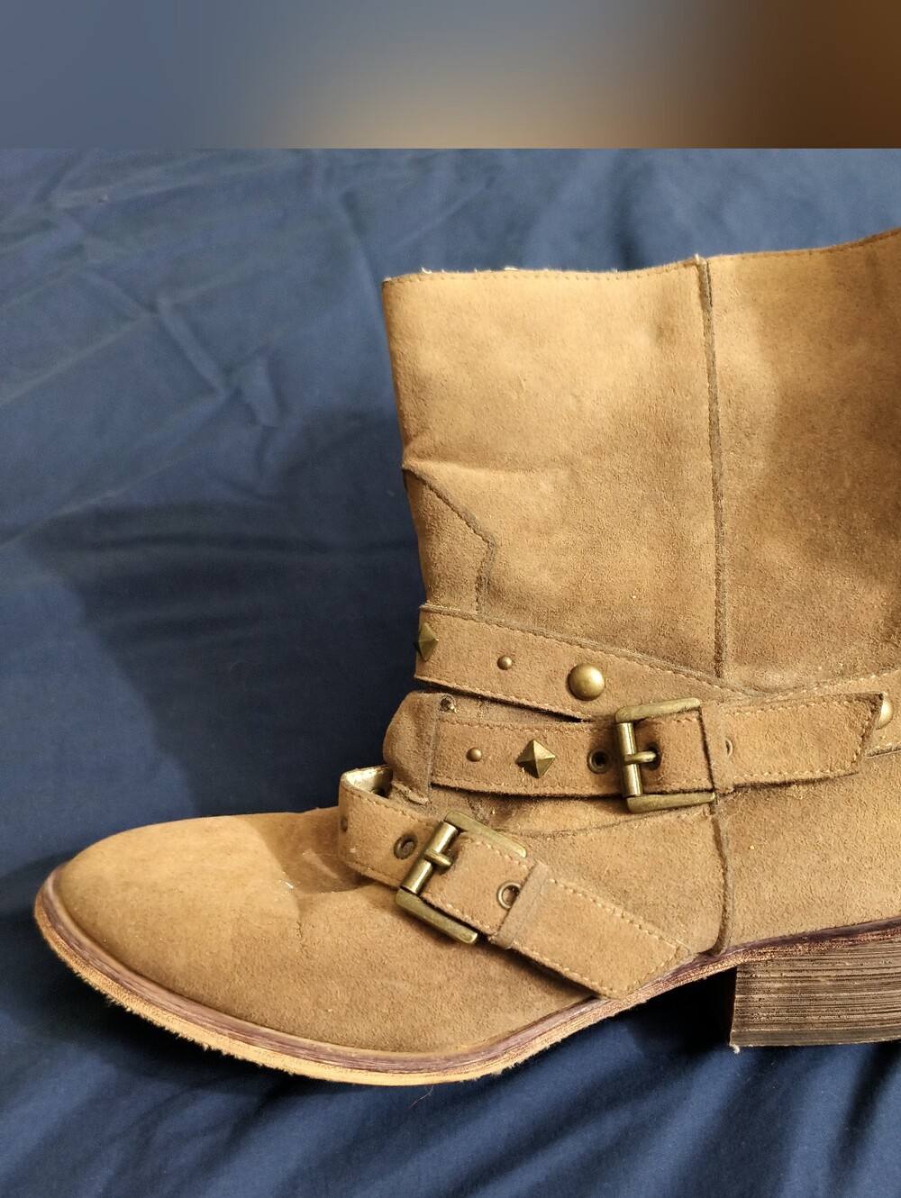 Women's Decree Tan Suede Studded Buckle Ankle Boots Sz 9.5